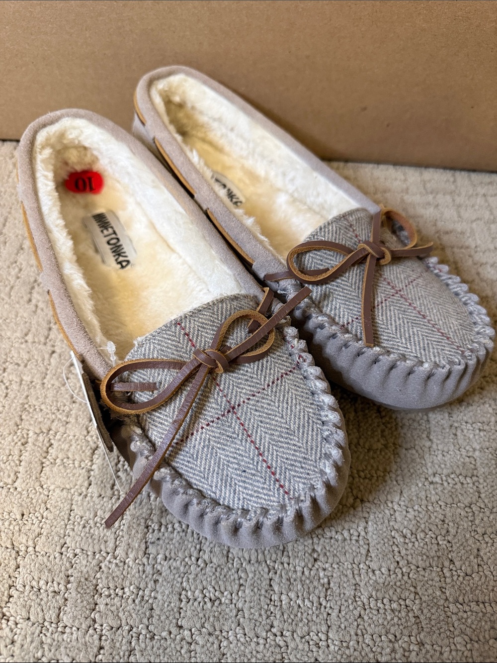 Minnetonka Women's Gray Herringbone Moccasins with Brown Bow